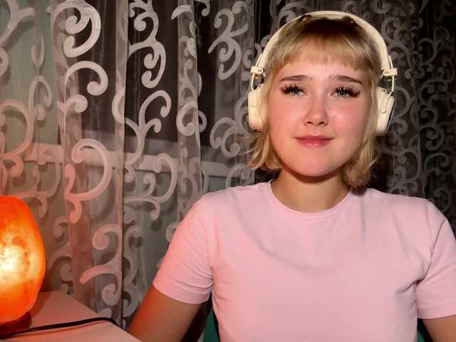 VivienaRoyze online show from August 13, 9:07 pm