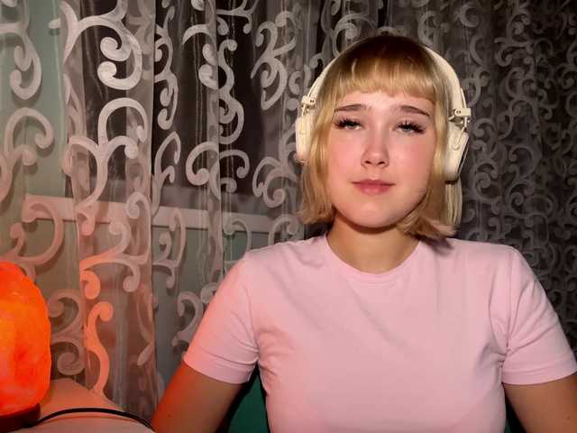 VivienaRoyze online show from August 16, 10:14 pm