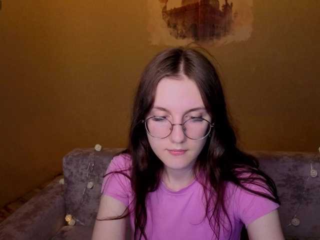 VixenLight online show from March 12, 11:51 am