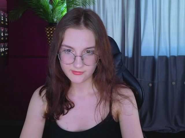 VixenLight online show from March 19, 10:40 am