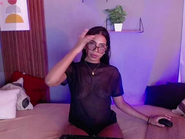 Vixenkitty online show from August 9, 9:49 pm