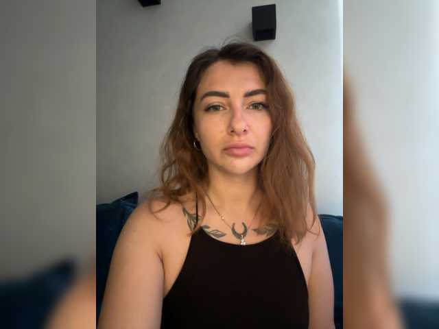 WILDGIRL online show from August 4, 7:05 am