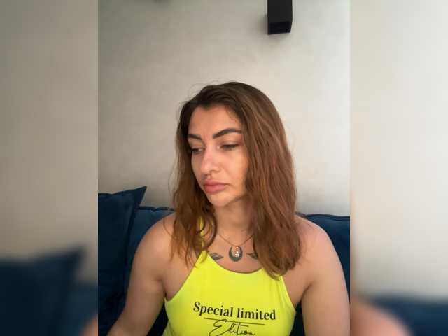 WILDGIRL online show from August 6, 6:12 am