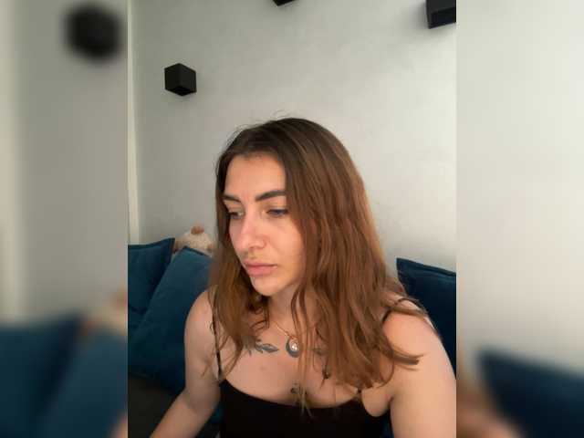 WILDGIRL online show from August 7, 1:11 pm
