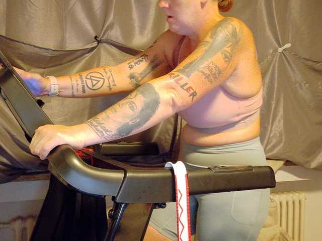 Wetgerman2 online show from August 11, 10:34 pm