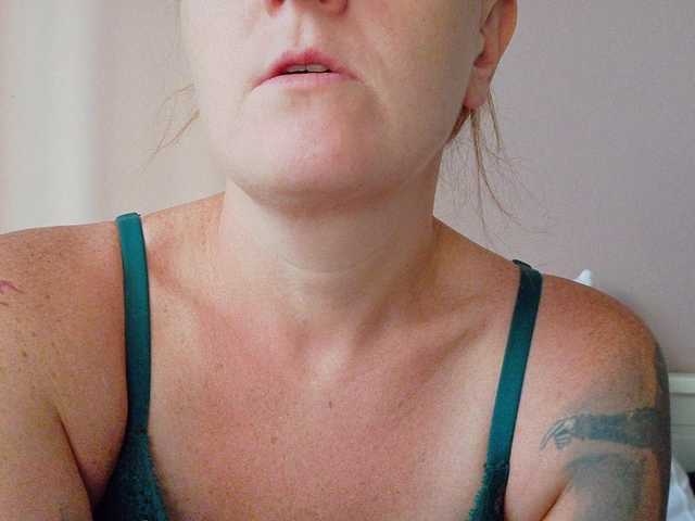 Wetgerman2 online show from August 13, 1:47 pm