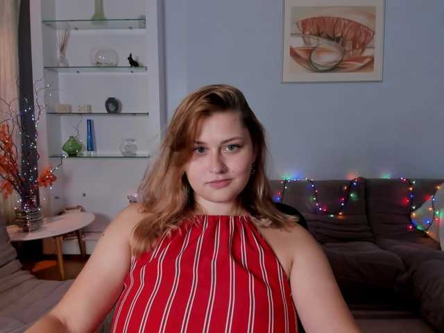 Whisper Of Sirena online show from July 30, 12:07 am