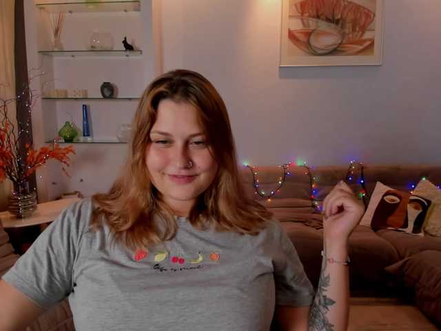 Whisper Of Sirena online show from August 3, 10:39 pm