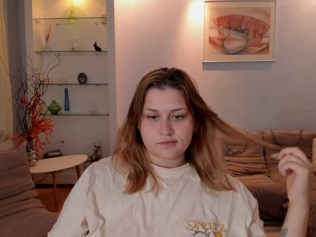 Whisper Of Sirena online show from August 13, 12:13 am