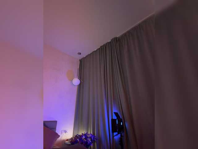 Vilgelmina online show from August 15, 8:02 pm