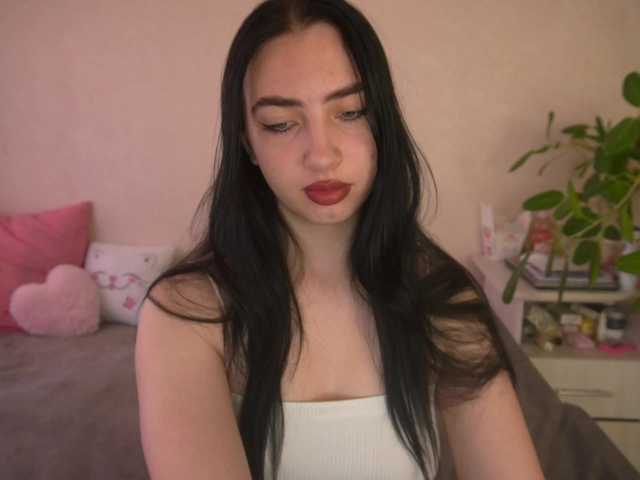 WildKittenX online show from July 22, 4:15 am
