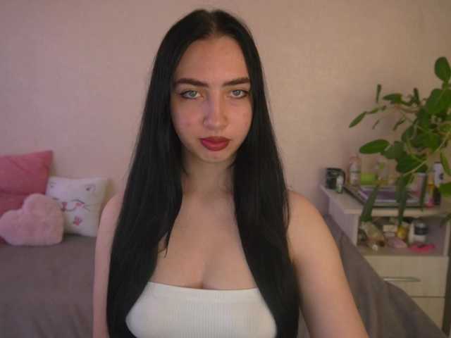 WildKittenX online show from July 25, 5:11 am