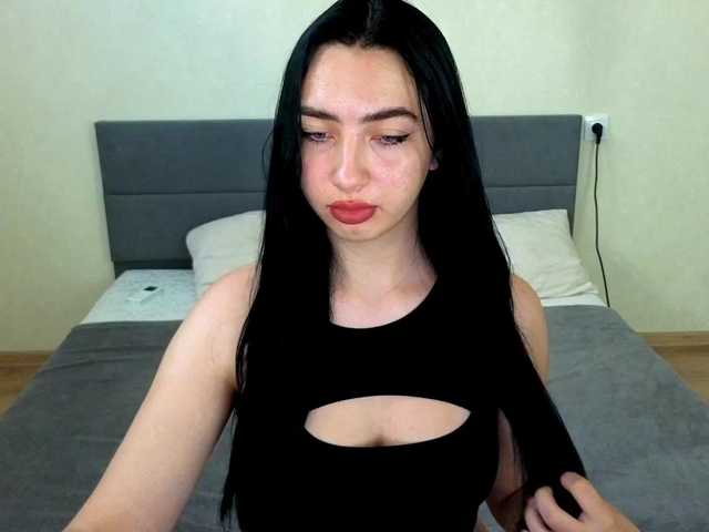 WildKittenX online show from August 10, 4:03 am