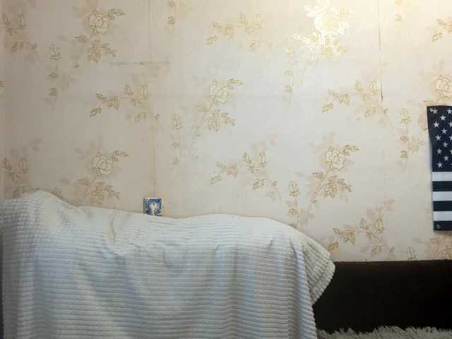 WillodeanHole online show from August 15, 12:42 pm