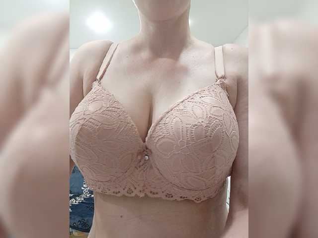 Xelga569900 online show from August 5, 4:38 pm