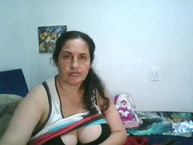 Ximenajimenez online show from August 6, 2:54 am