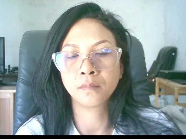 Xmillo online show from June 6, 8:31 am