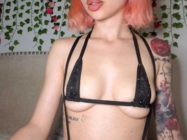 Xoxcat online show from July 27, 3:56 am