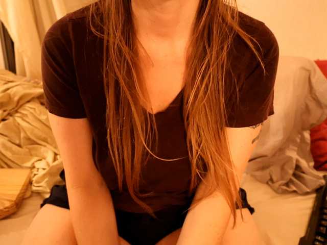 XxpixeyxX online show from August 4, 10:23 am