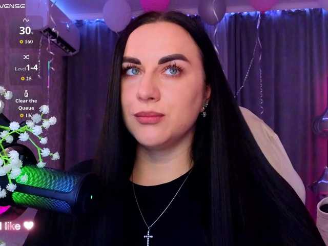 YURIEVNA13 online show from August 14, 7:06 pm
