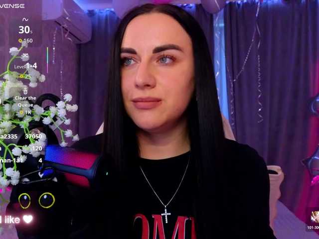 YURIEVNA13 online show from August 15, 3:38 pm