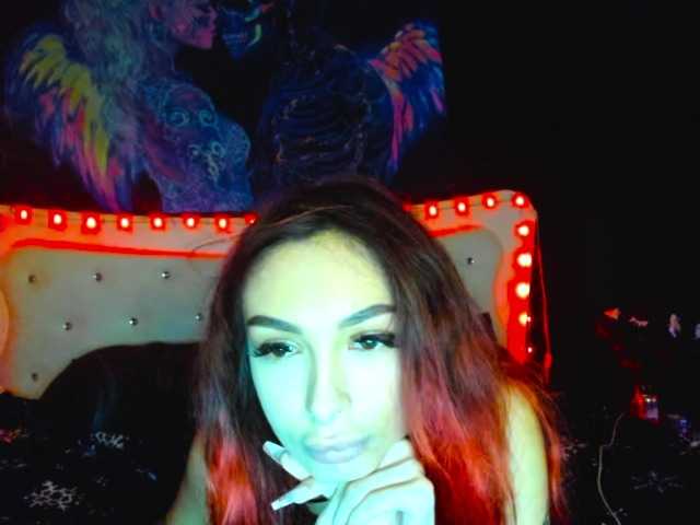 Yanissa100 online show from August 9, 12:33 am