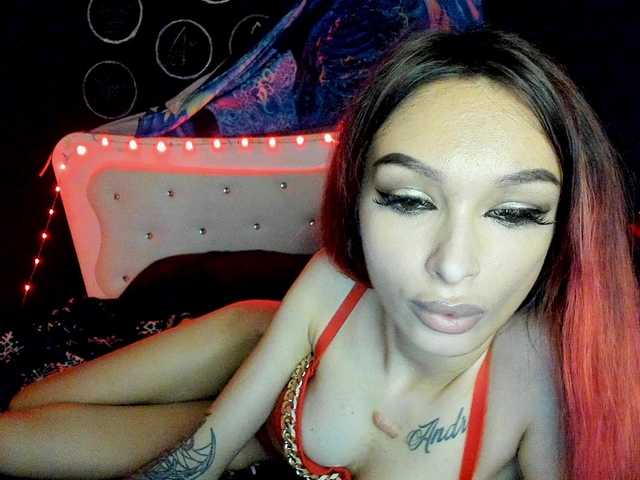 Yanissa100 online show from August 11, 11:18 pm