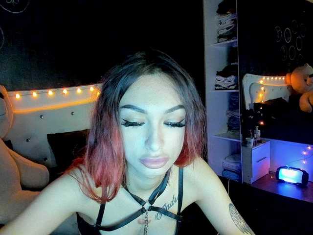 Yanissa100 online show from August 13, 11:52 pm