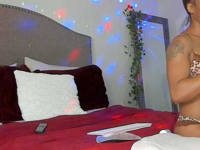 Yiauana online show from August 13, 9:18 pm