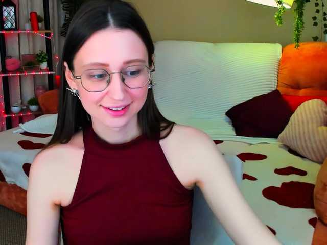 YourLovellyStory online show from June 20, 2:39 pm
