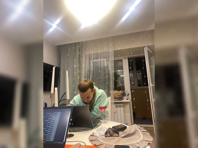 YuGoVi online show from July 22, 6:54 pm