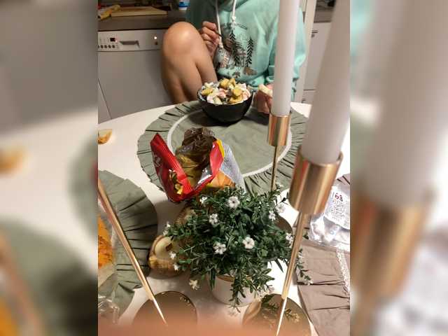 YuGoVi online show from July 24, 3:59 pm