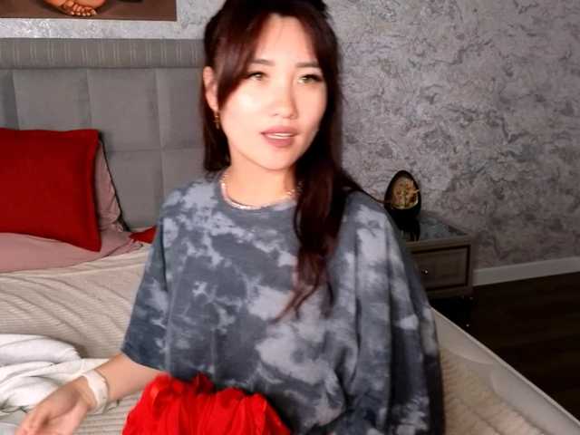 Yukiyasunshine online show from August 13, 7:00 am