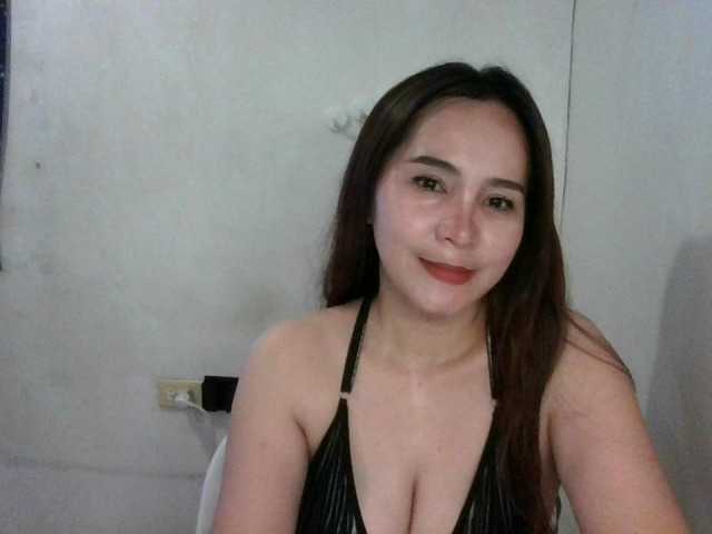 ZGoddessNatalie17 online show from April 27, 5:26 am