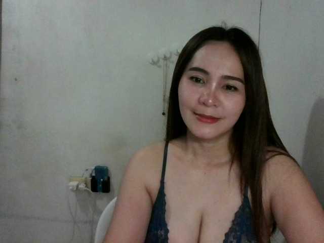 ZGoddessNatalie17 online show from April 28, 9:42 am