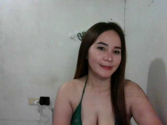ZGoddessNatalie17 online show from June 9, 9:37 am