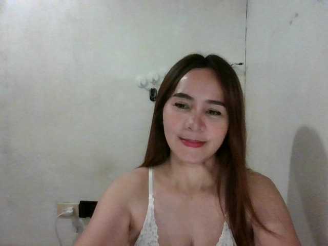 ZGoddessNatalie17 online show from June 29, 9:56 am