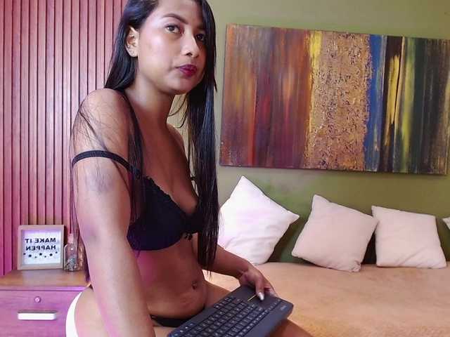 Zaara-Black online show from August 12, 3:47 pm