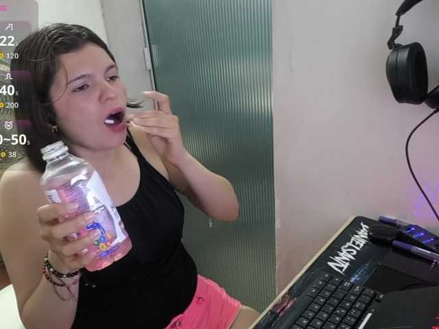 Zeldaprincess77 online show from August 10, 2:02 am