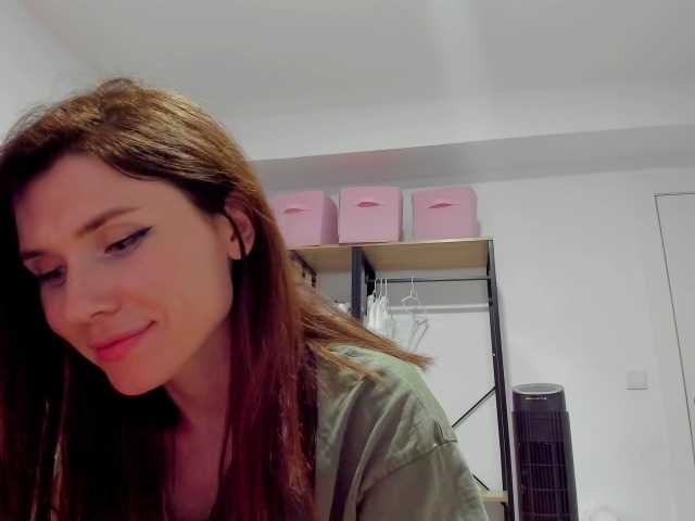 ZoiKissy online show from June 20, 1:49 am
