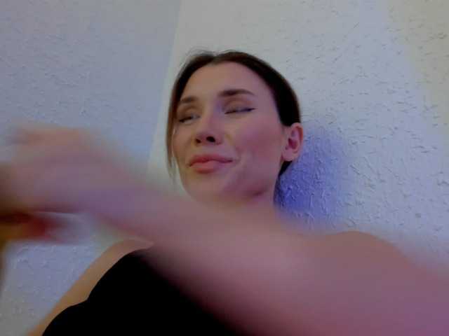 ZoiKissy online show from July 17, 11:38 pm