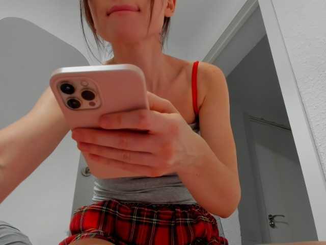 ZoiKissy online show from July 30, 2:08 am