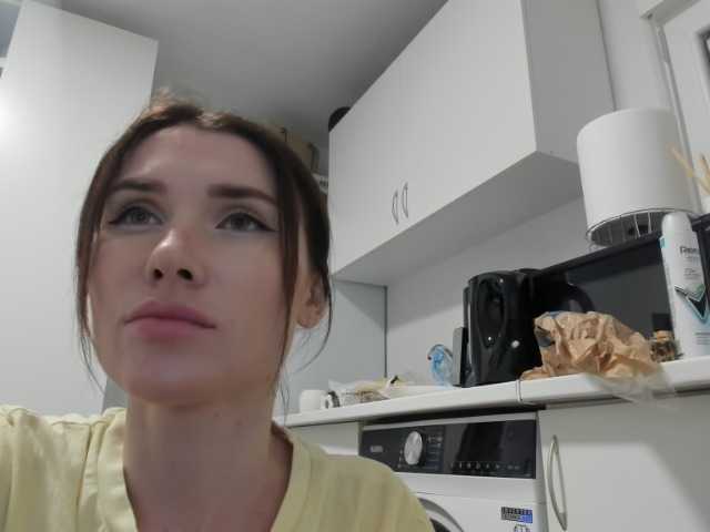 ZoiKissy online show from July 30, 8:37 pm