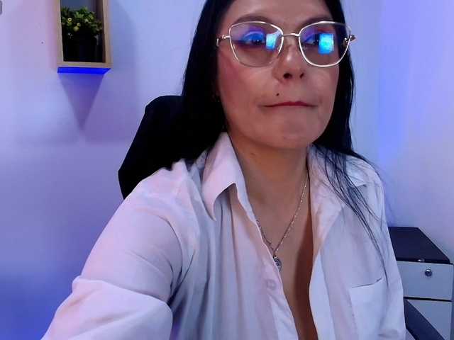 Zuzana21 online show from August 4, 1:08 pm