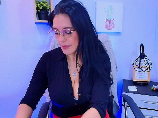 Zuzana21 online show from August 5, 12:58 pm