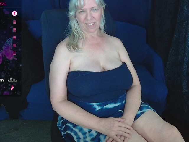 abbinatural online show from August 11, 9:17 pm