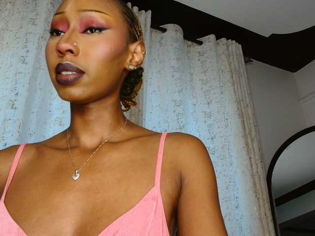 adriana crystal online show from July 2, 11:00 am