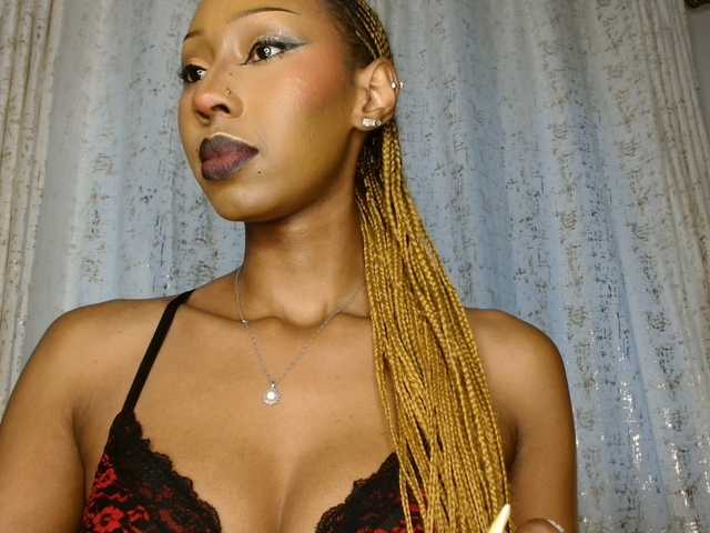 adriana crystal online show from August 1, 2:23 pm