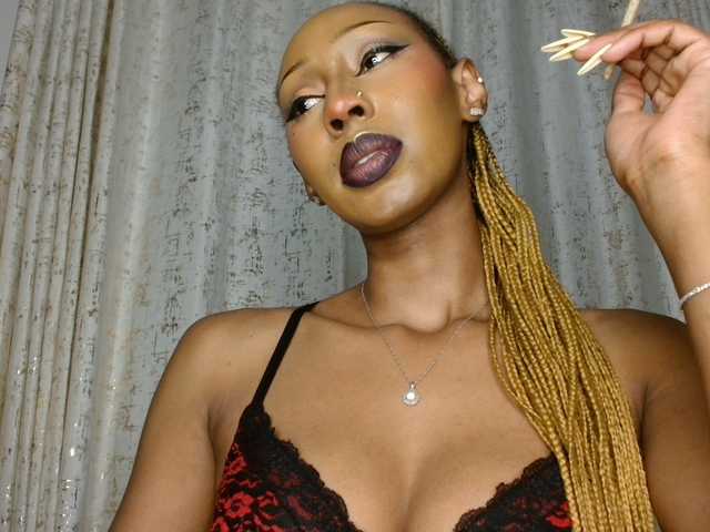 adriana crystal online show from August 2, 2:18 am