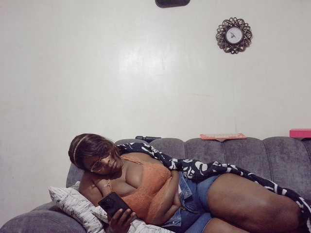 africangoddess online show from August 4, 9:39 am
